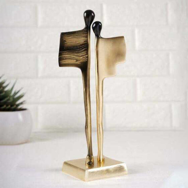 Buy Xiomara Abstract Showpiece Showpiece from Vaaree