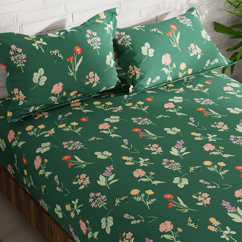 Buy Fetura Green Floral Bedsheet Bedsheets from Vaaree