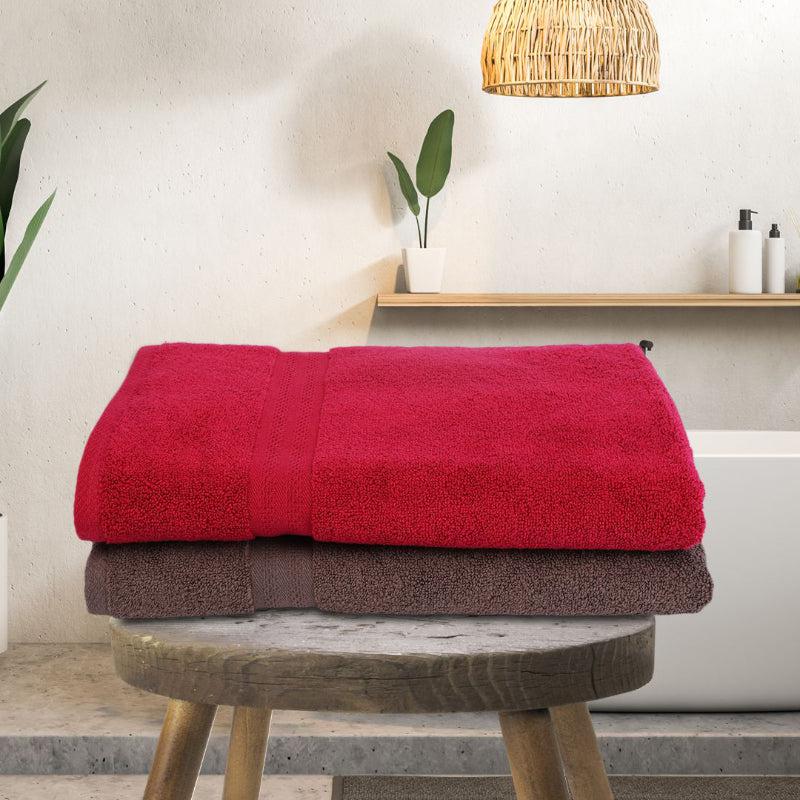 Buy Miorah Bath Towel (Red & Brown) - Set Of Two Bath Towels from Vaaree