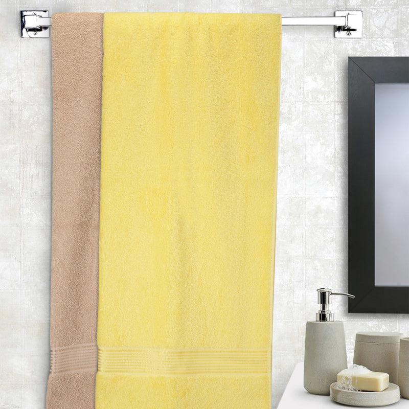 Buy Bodil Bath Towel (Yellow & Beige) - Set Of Two Bath Towels from Vaaree