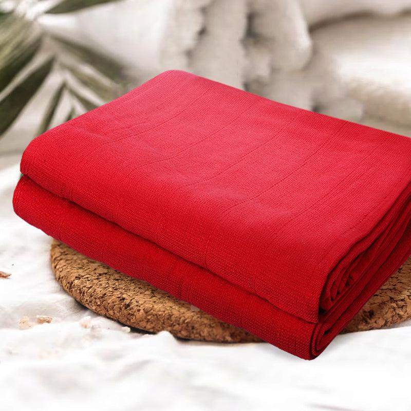 Buy Sarda Bath Towel (Red) - Set Of Two Bath Towels from Vaaree