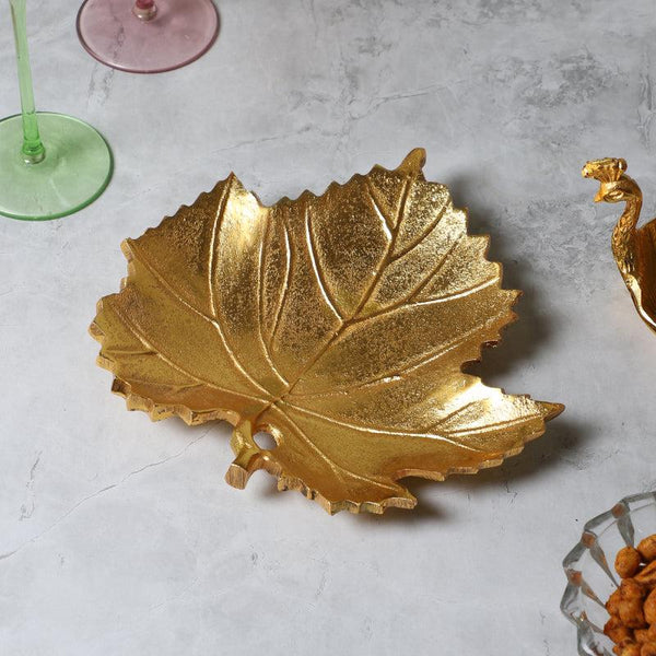 Buy Maple Gilda Leaf Platter Platter from Vaaree