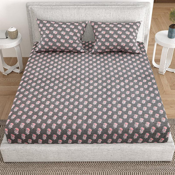 Buy Muquit Floral Bedsheet - Grey Bedsheets from Vaaree