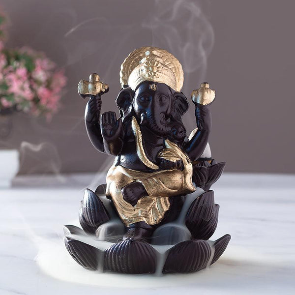 Buy Black Vakrthund Smoke Fountain Incense Holders from Vaaree