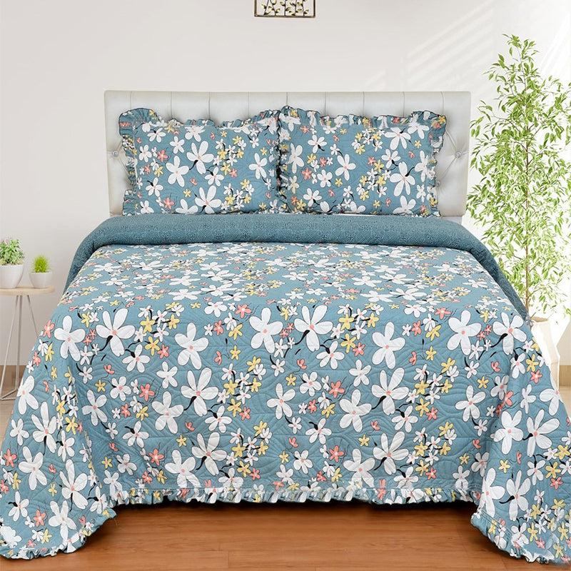 Buy Magnia Floral Bedcover With Lace Bedcovers from Vaaree