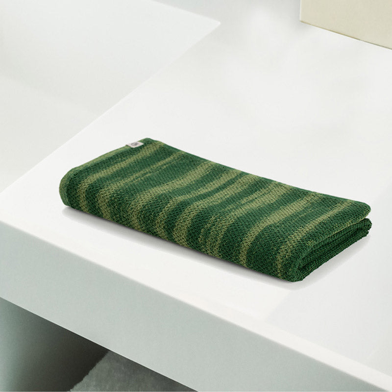 Buy Sunscreen Terry Cotton Bath Towel - Green Bath Towels from Vaaree