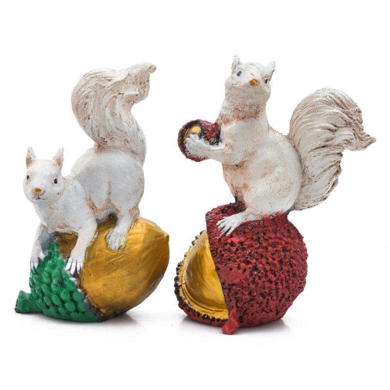 Buy Acorn Steal Squirrel Showpiece - Set Of Two Showpieces from Vaaree