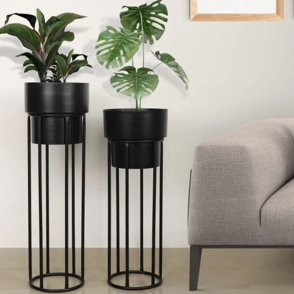 Buy Ivanta Metal Floor Planter (Black) - Set Of Two Pots & Planters from Vaaree