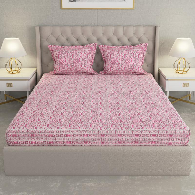 Buy Gulshan Printed Bedsheet - Pink Bedsheets from Vaaree