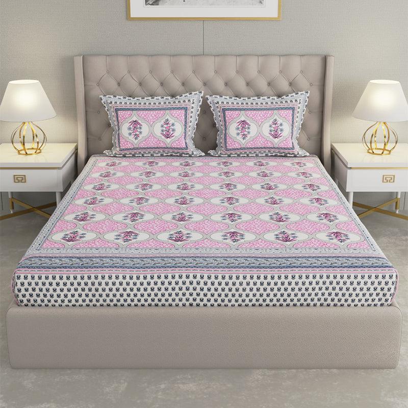 Buy Devarna Printed Bedsheet - Pink Bedsheets from Vaaree