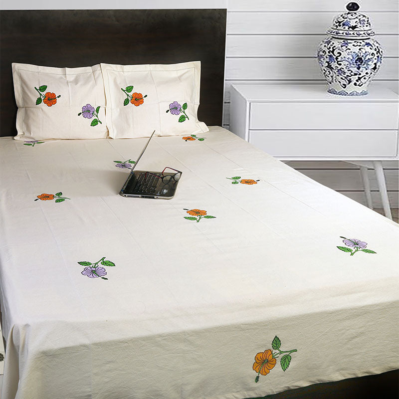 Buy Seth Floral Bedsheet - White & Orange Bedsheets from Vaaree