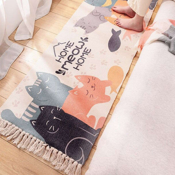 Buy Kitty Krisp Runner Rug Runner Rug from Vaaree