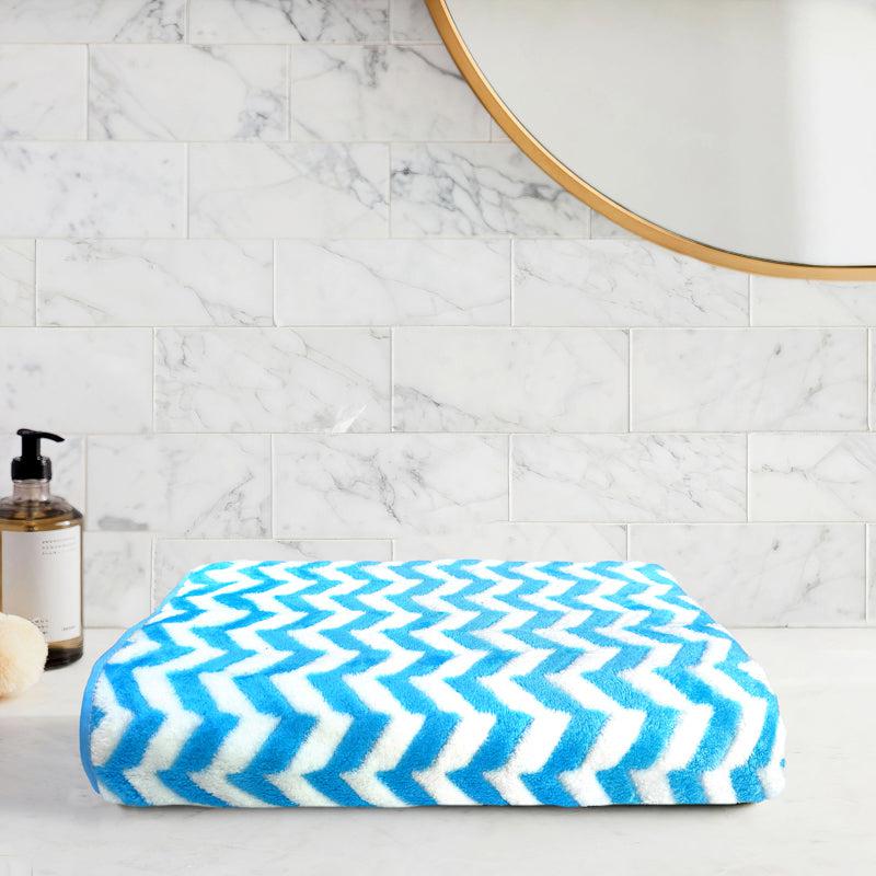 Buy Mervo Stripe Bath Towel - Peach Bath Towels from Vaaree