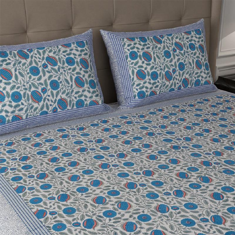 Buy Kavin Floral Bedsheet - Blue Bedsheets from Vaaree