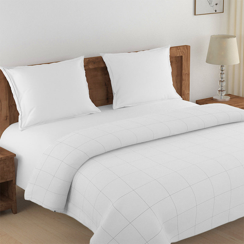 Buy Brayden Grided Comforter Comforters & AC Quilts from Vaaree