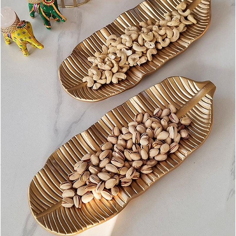 Buy Tropica Leaf Platter - Set Of Two Platter from Vaaree