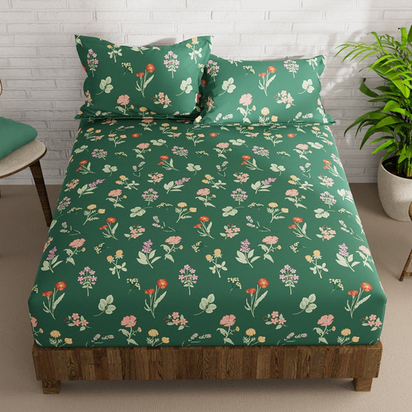 Buy Fetura Green Floral Bedsheet Bedsheets from Vaaree