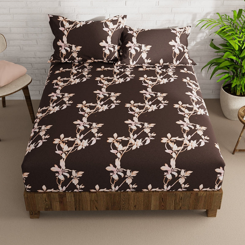 Buy Leila Floral Bedsheet Bedsheets from Vaaree