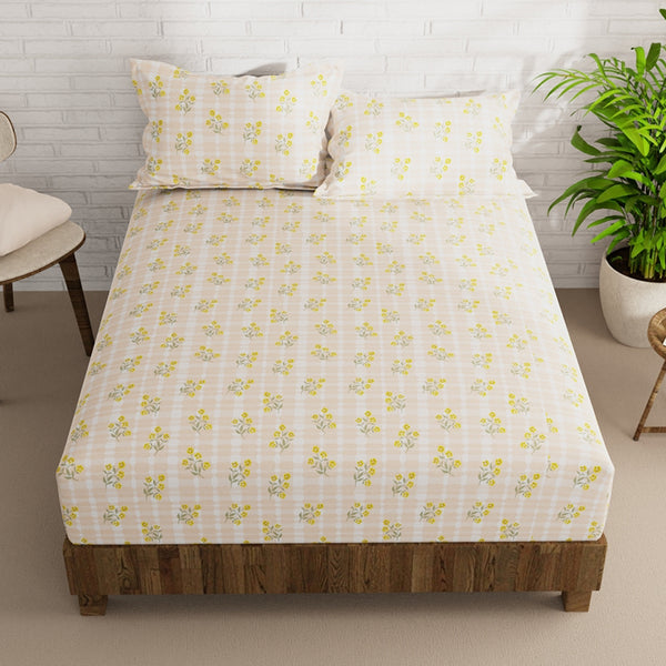 Buy Cayi Floral Bedsheet Bedsheets from Vaaree