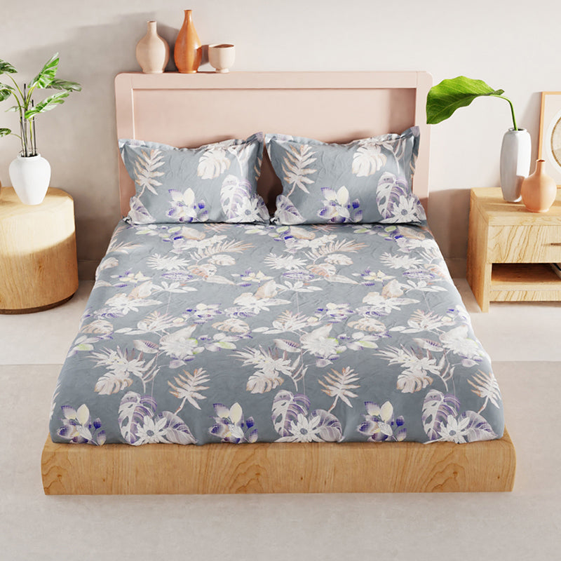 Buy Farao Floral Bedsheet Bedsheets from Vaaree