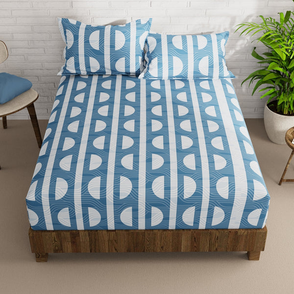 Buy Nigel Geometric Bedsheet - Blue Bedsheets from Vaaree