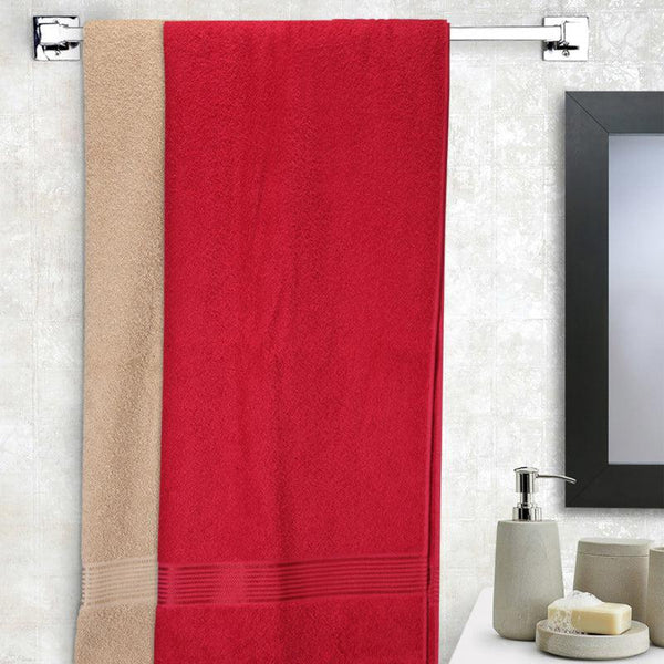 Buy Bodil Bath Towel (Red & Beige) - Set Of Two Bath Towels from Vaaree