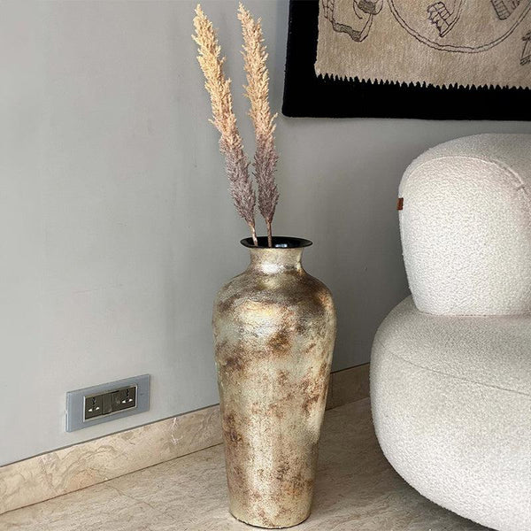 Sequena Iron Vase - Short