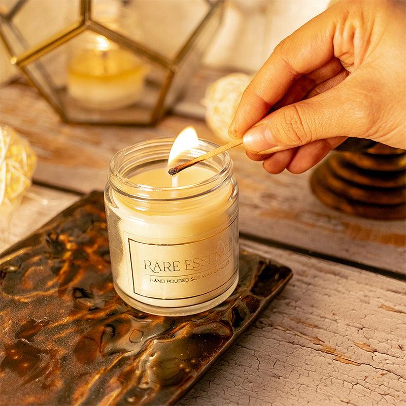 Buy Darmin Jar Candle - Floral Notes Candles from Vaaree