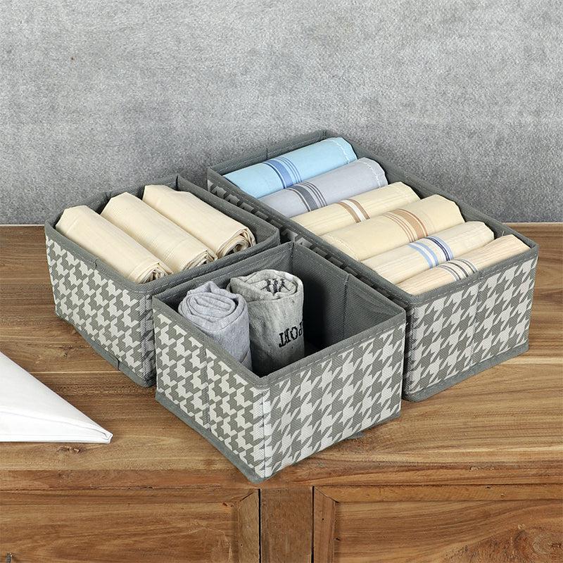 Buy Nash Nesto Foldable Organizer - Set Of Three Cloth Organizers from Vaaree