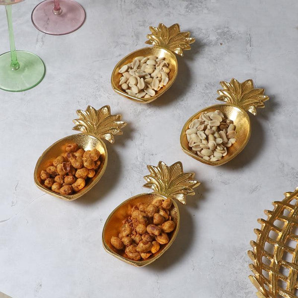 Buy Pineapple Bites Platter - Set Of Four Platter from Vaaree