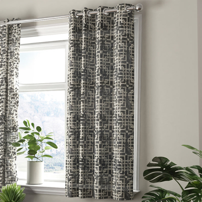 Buy Vick Blackout Curtain Curtains from Vaaree