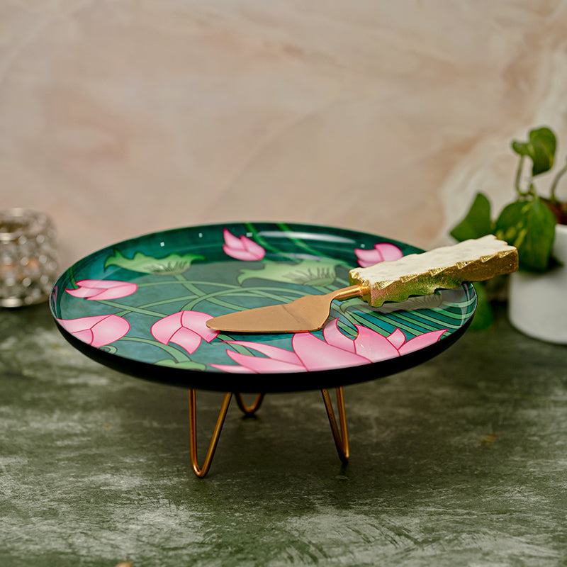 Buy Lotus Scape Metal Cake Stand Cake Stand from Vaaree