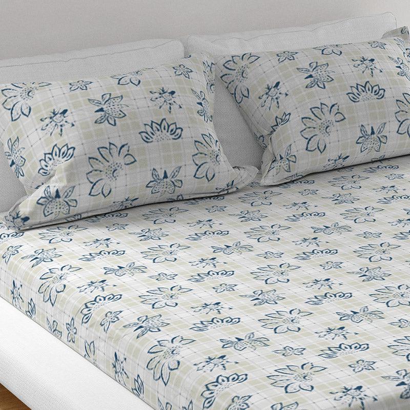 Buy Comfort Percale Floral Bedsheet Bedsheets from Vaaree