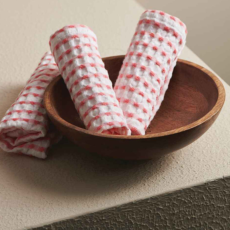 Buy Resho Waffle Towel Combo (Pink) - Four Piece Set Towel Sets from Vaaree