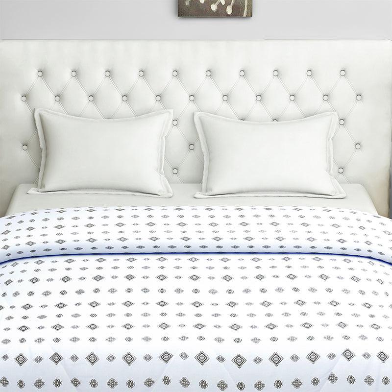 Buy Valery Geometric Comforter Comforters & AC Quilts from Vaaree