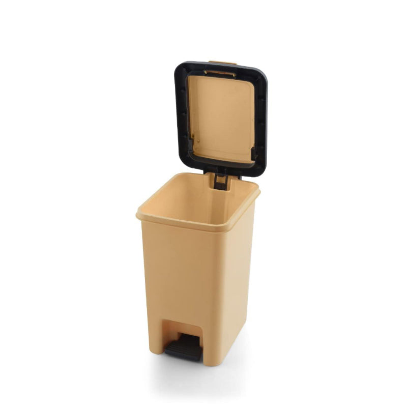 Buy Empto Pedal Dustbin - Beige Dustbin from Vaaree