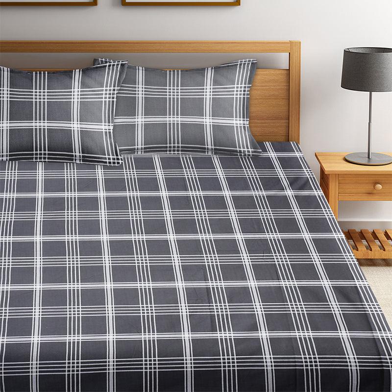 Buy Shelly Geomatric Bedsheet Bedsheets from Vaaree