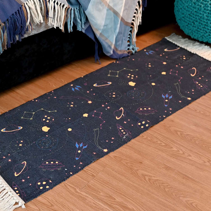 Buy Stellar Drift Runner Rug Runner Rug from Vaaree