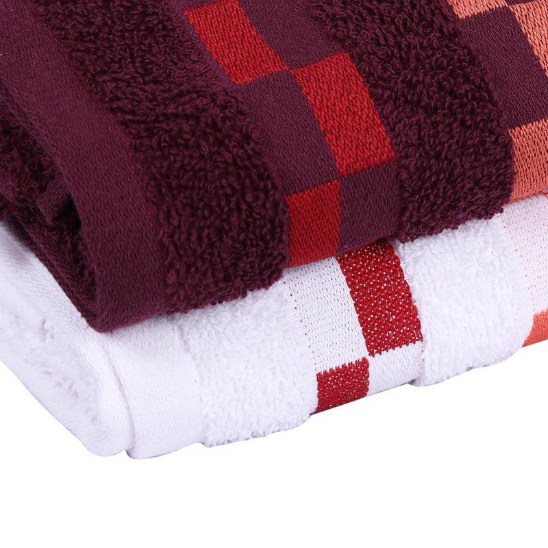 Buy Delpha Bath Towel (Violet & White) - Set Of Two Bath Towels from Vaaree