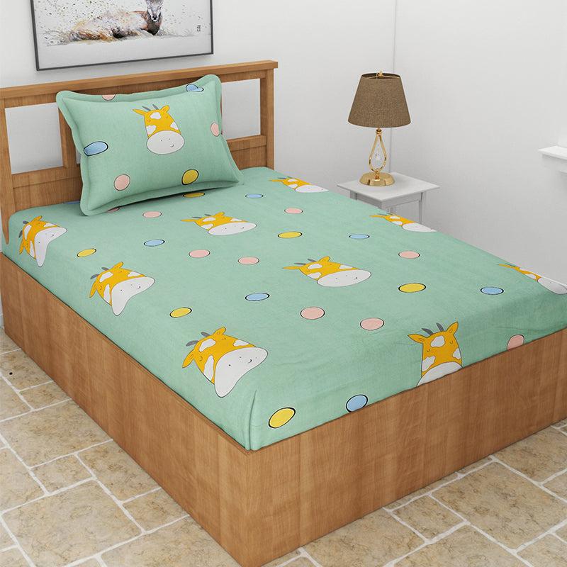 Buy Party Moo Kids Bedsheet - Emerald Green Bedsheets from Vaaree