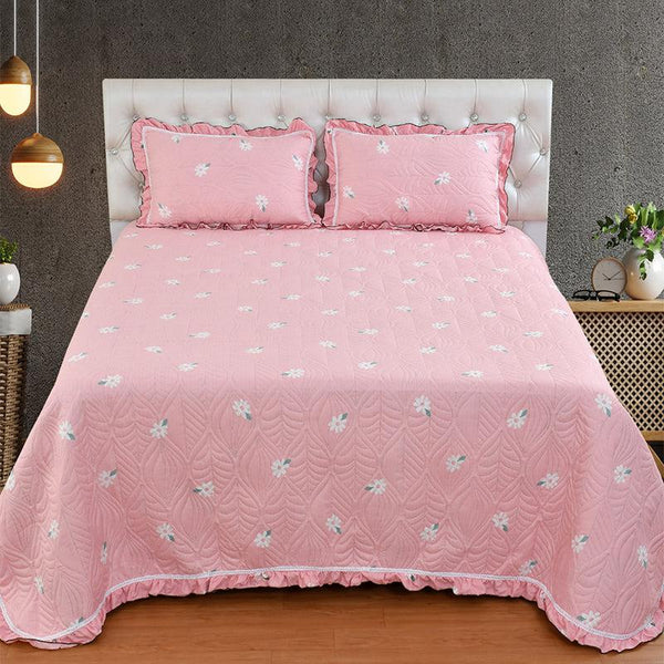 Buy Amya Pink Floral Bedcover Bedcovers from Vaaree