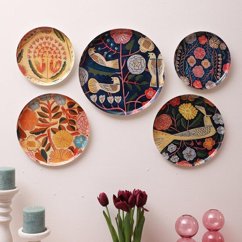 Buy Lino Birdie Metal Wall Plate - Set Of Five Wall Plates from Vaaree