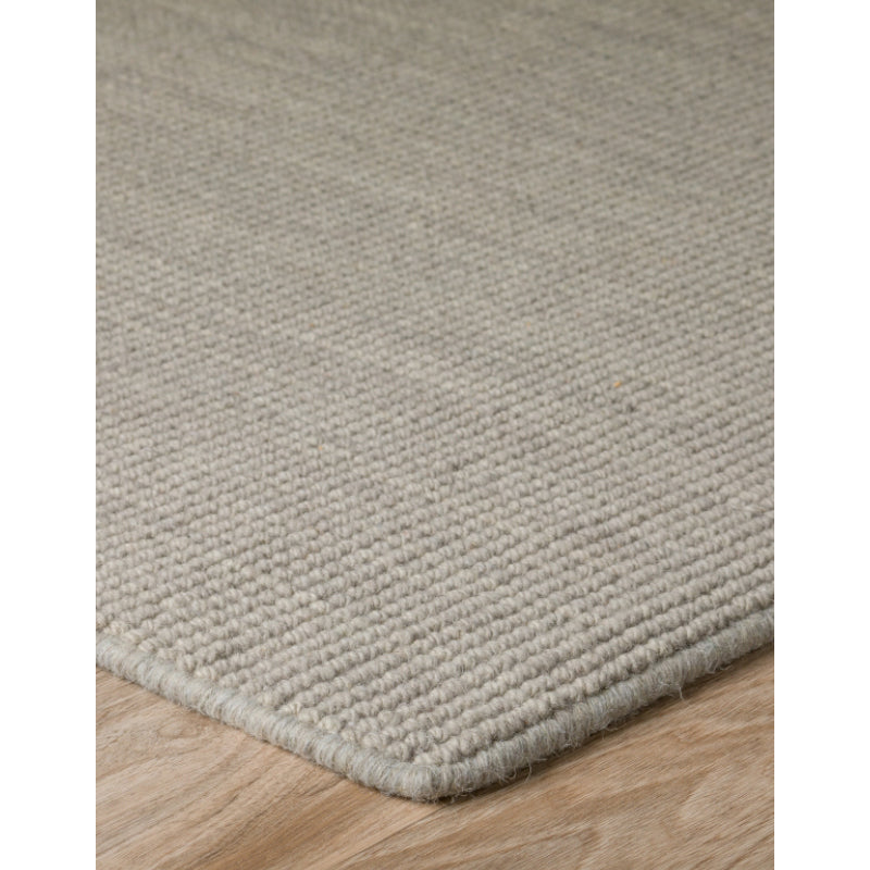 Buy Handloom Legacy Rug - Silver Rugs from Vaaree