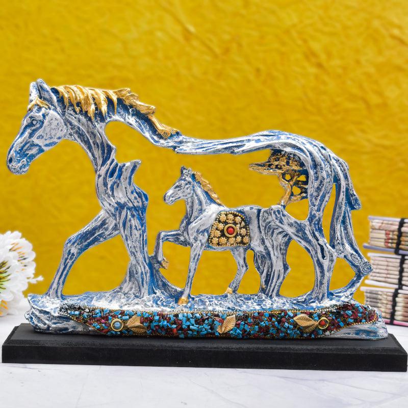 Buy Trot Regal Showpiece Showpiece from Vaaree