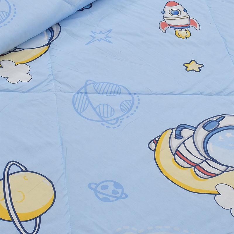 Buy Space Astronuts Kids Comforter Comforters & AC Quilts from Vaaree