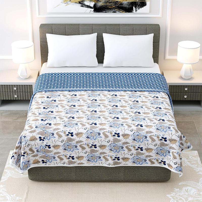 Buy Niya Cotton Dohar (Blue) - 180 Gsm Dohars from Vaaree