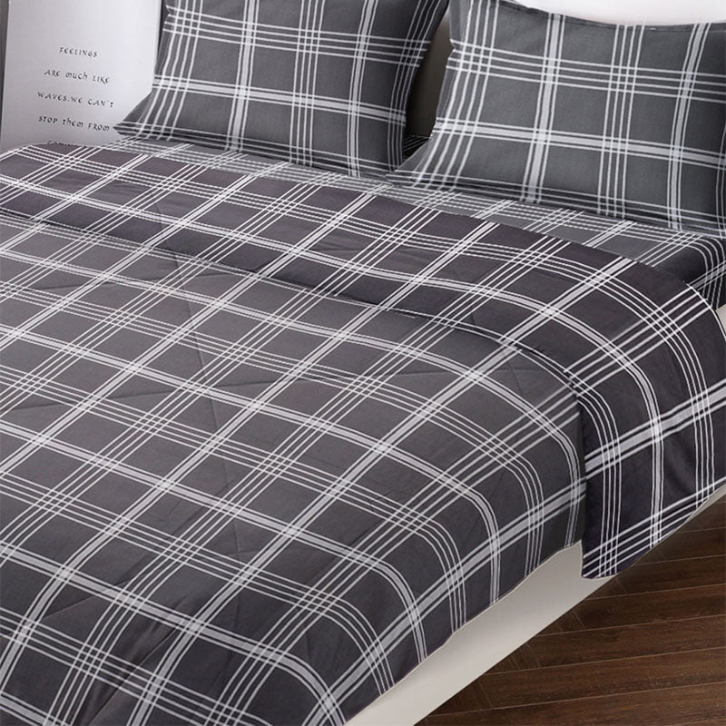 Buy Shelly Geomatric Bedding Set Bedding Set from Vaaree