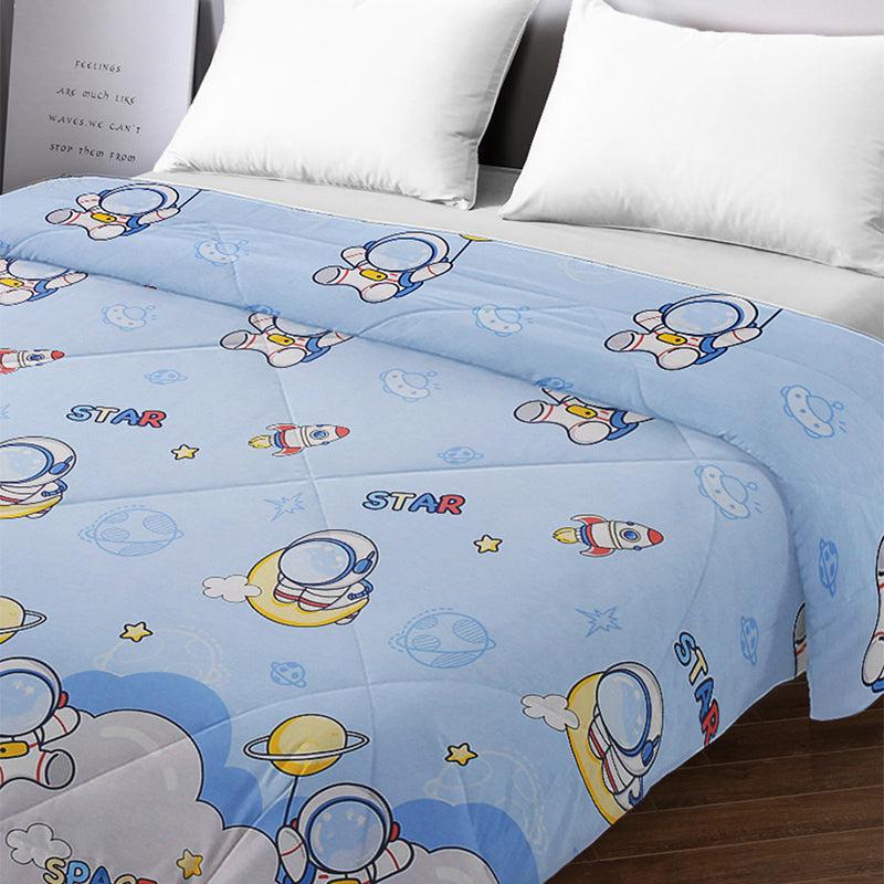 Buy Space Astronuts Kids Comforter Comforters & AC Quilts from Vaaree