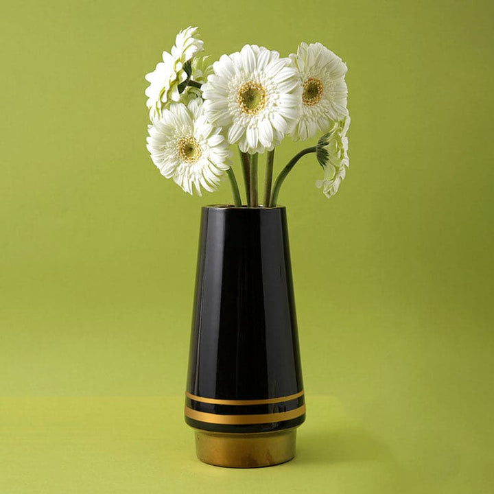 Buy Black Swan Ceramic Vase - Small at Vaaree online | Beautiful Vase to choose from