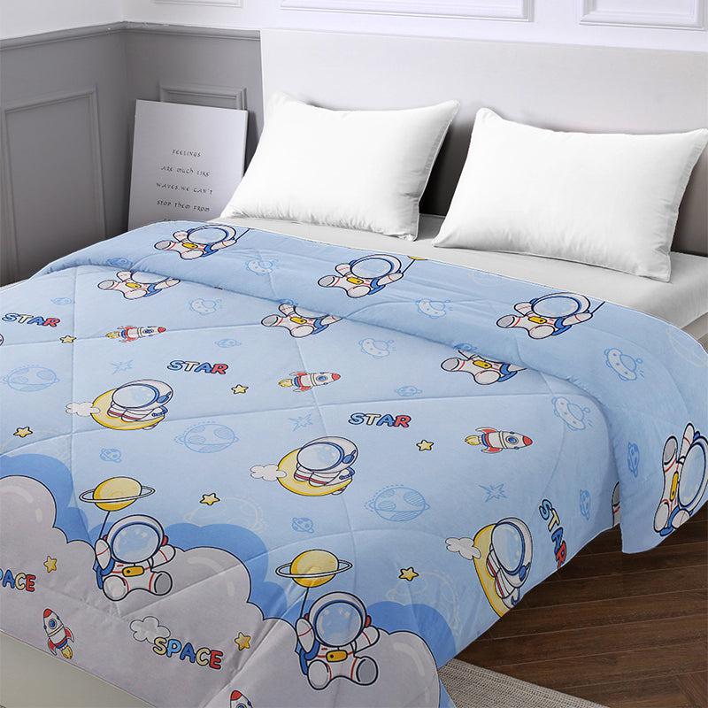 Buy Space Astronuts Kids Comforter Comforters & AC Quilts from Vaaree